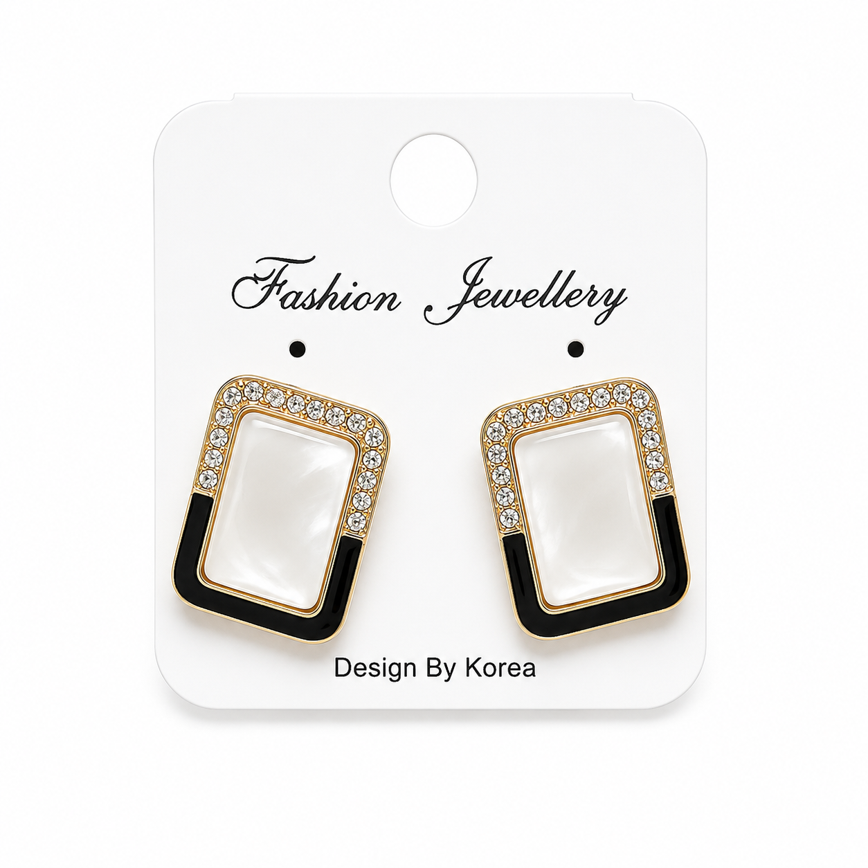 Minimalist jewelry with pearls