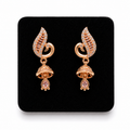 Elegant gold dangling earrings