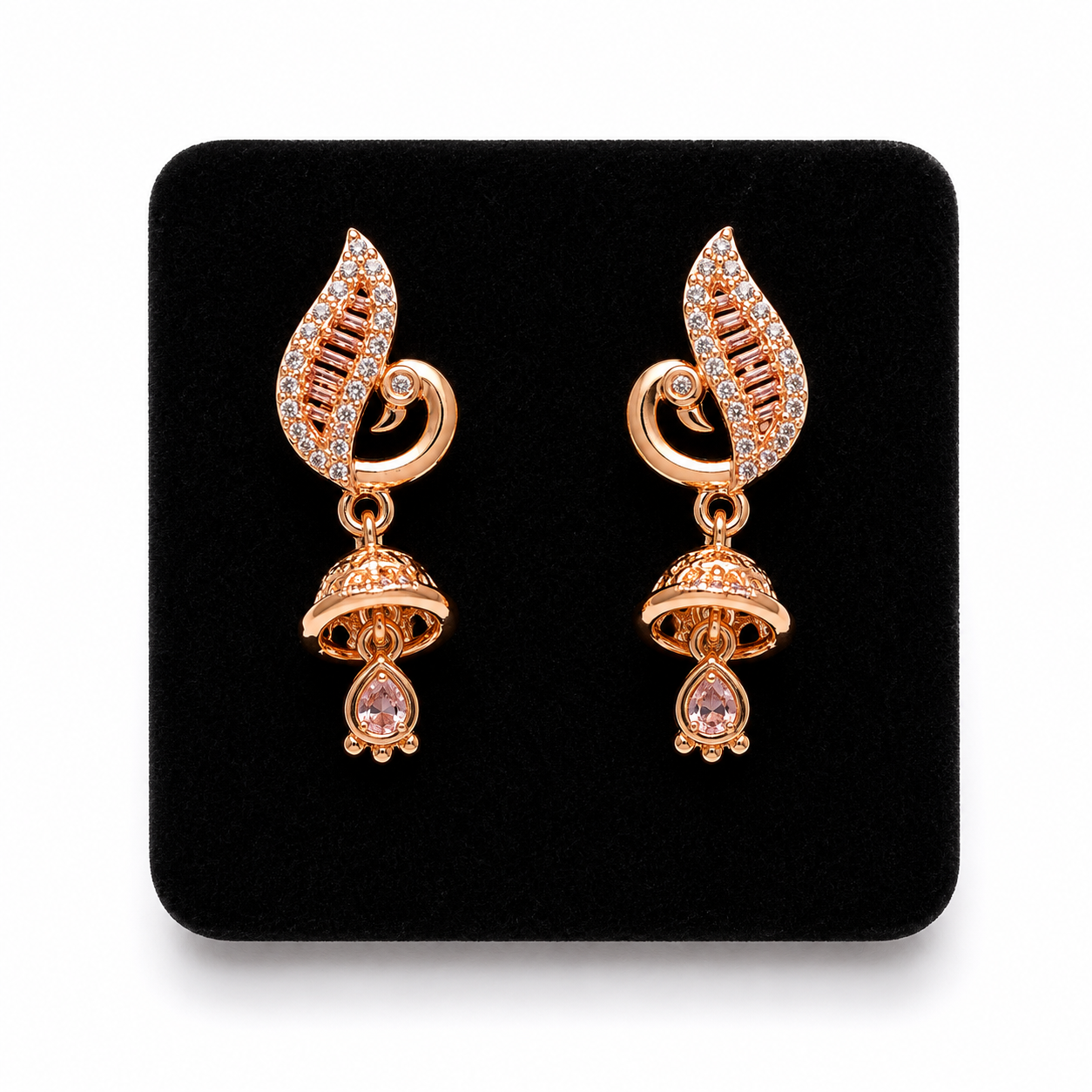 Elegant gold dangling earrings